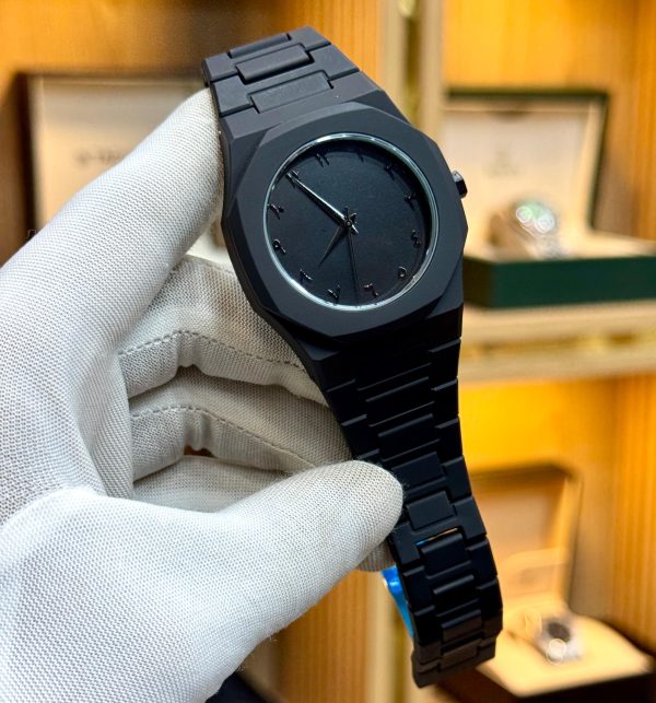 Black Aura Quartz Watch – Stylish Analog Watch for Men & Boys - Desertcart.store